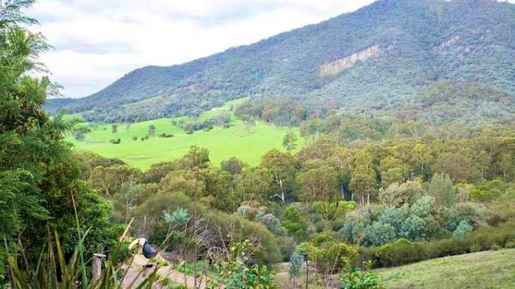 Eildon Parkview Motor Inn. Room 9 in Eildon, Shire of Murrindindi