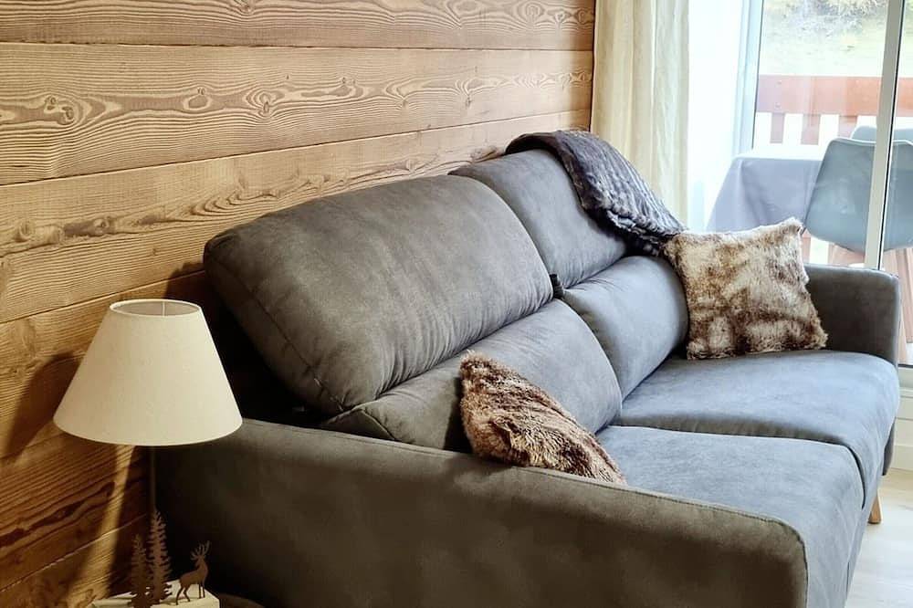 Ganze Wohnung, Renoviertes Studio für 4 Pers. an Skipisten mit Parkplatz in La Joue du Loup, Le Dévoluy