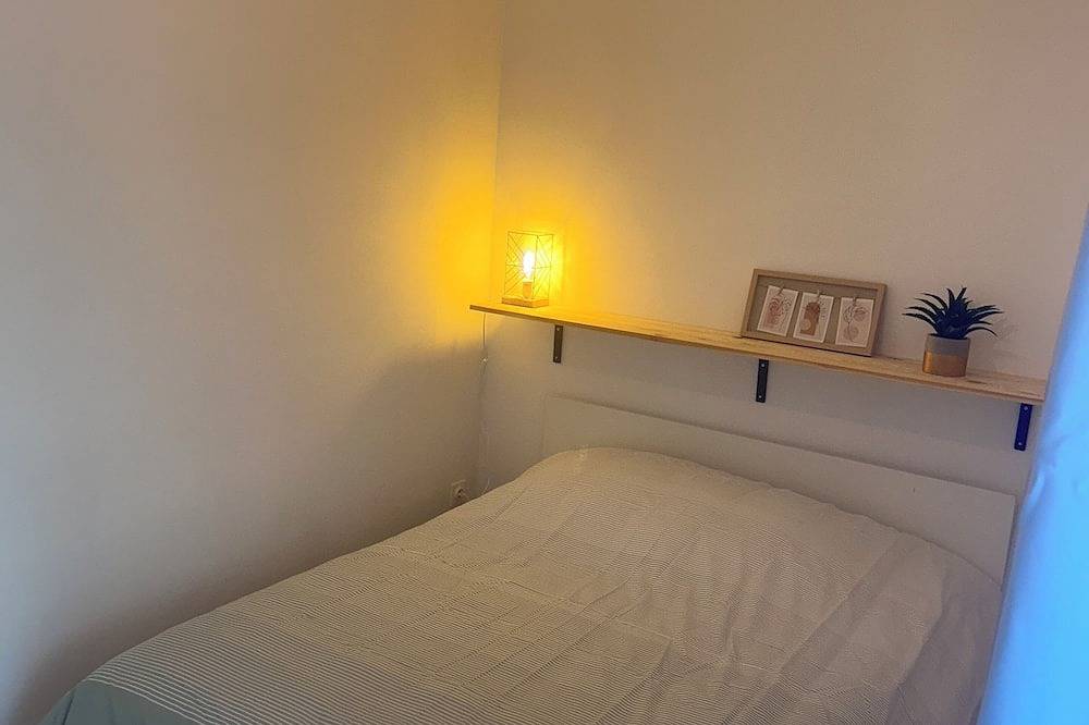 Entire apartment, L'appart de La Chapelle Tournonaise in Tournon-sur-Rhône, Tournon-sur-Rhône region