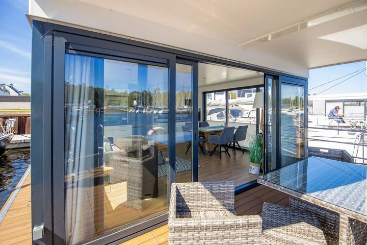 Hausboot für 4 Personen, mit Seeblick und Terrasse am Greifswalder Bodden - 4