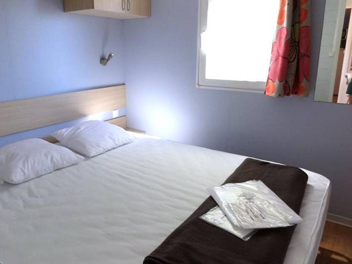 Camping für 5 Personen, mit Terrasse und Kinderpool in Sérignan - 4