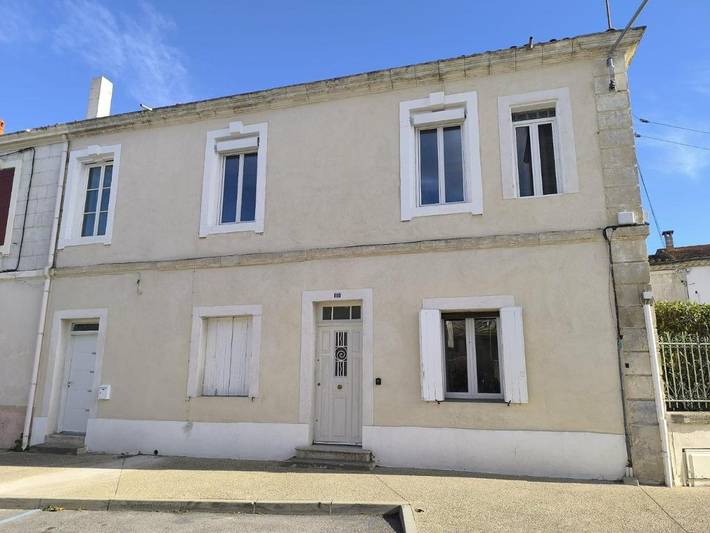 Location de vacances pour 13 personnes, avec terrasse à Redessan - 2