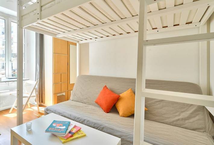 Vacation rental for 3 people, with hot tub in Paris