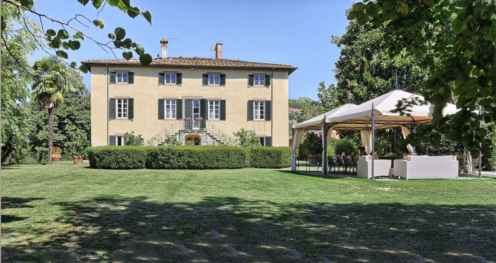 Casa Vacanza per 12 Persone in Lucca, Colline Lucchesi
