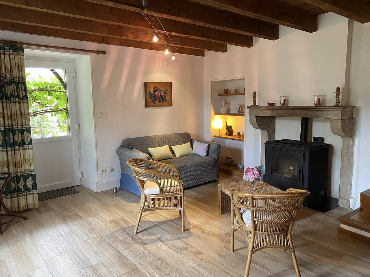 Le Petit Gîte de la Ferme de Châtenay in Étrigny, Chalon-sur-Saône region
