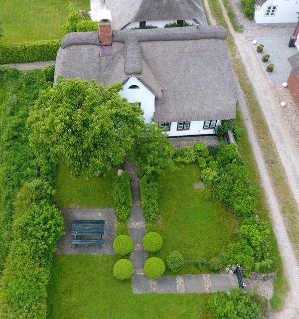 Ferienhaus für 4 Personen, mit Terrasse und Garten in Midlum - 4