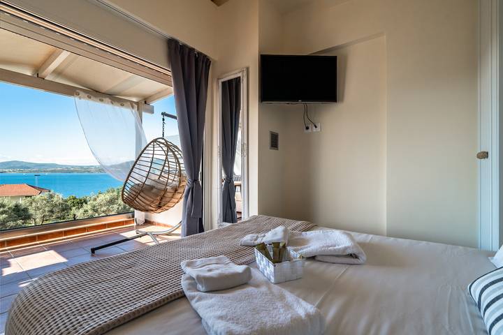 Διαμερίσματα διακοπών για 6 άτομα, με μπαλκόνι και παιδική πισίνα στη Νικιάνα