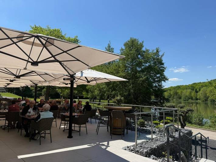 Hôtel pour 2 personnes, avec vue et terrasse, animaux acceptés à Contrexéville - 4