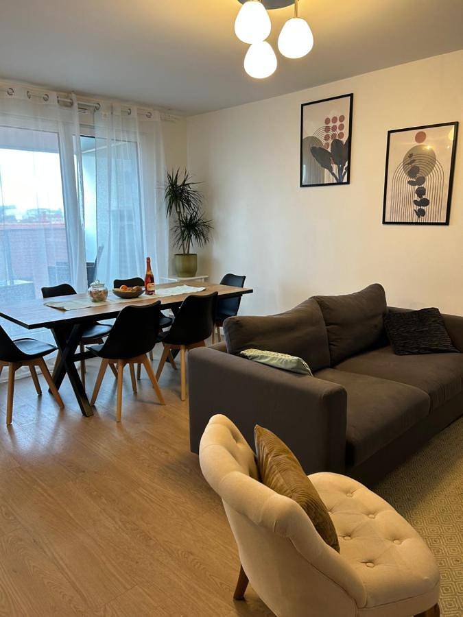 Gîte pour 8 personnes, avec terrasse et vue à La Courneuve - 4
