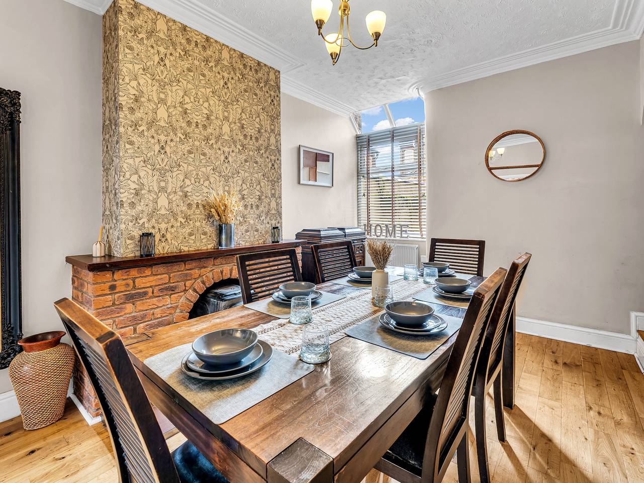 Stoke Townhouse in Stoke-on-Trent, Midlands