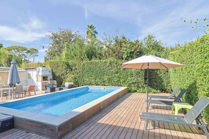 La Ritournelle (8p) with pool at Cap d'Antibes in Antibes, Costa mediterranea (Francia)