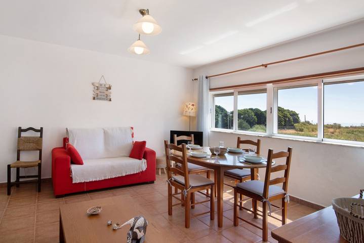 Apartamento entero, Apartamento 'Lota Beach' con balcón y aire acondicionado in Praia da Lota, Vila Nova de Cacela
