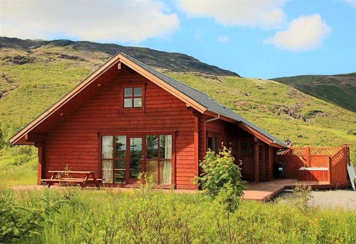 Cabaña para 8 personas, con Jacuzzi y Terraza además de Jardín y Vistas en Islandia