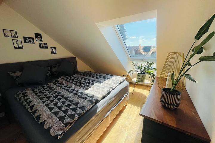 Ganze Wohnung, Urlaub im Fränkischen Seenland. Moderne und lichtdurchflutet Ferienwohnung. in Allersberg, Frankenalb