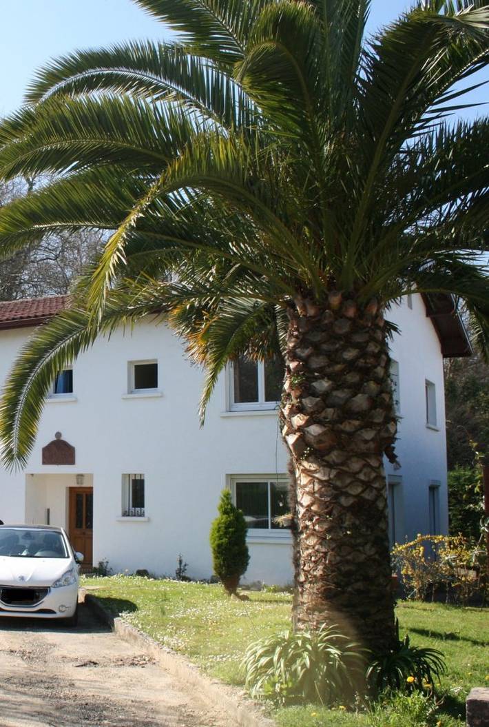 Gîte pour 8 personnes, avec jardin et terrasse