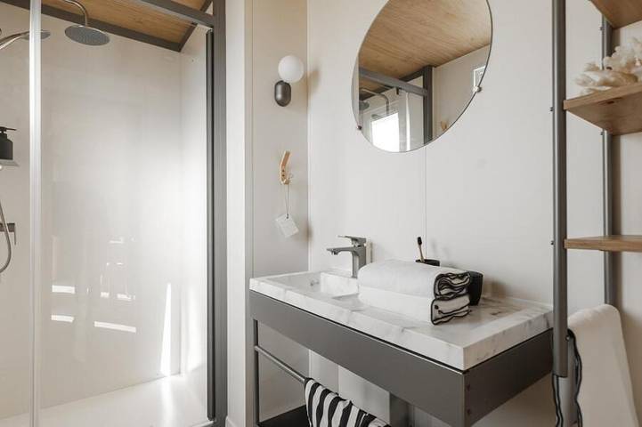 Location de vacances pour 2 personnes, avec terrasse à Mesnard-la-Barotière - 4