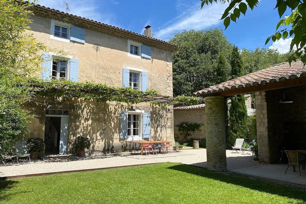Ferienhaus - 4 Räume - 6 Personen in L'Isle-sur-la-Sorgue, Vaucluse