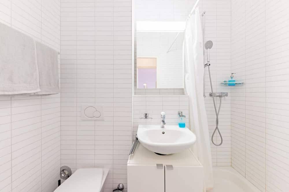 Ganze Wohnung, The Stylish Minimalist Lakefront in Lausanne, Genfer See