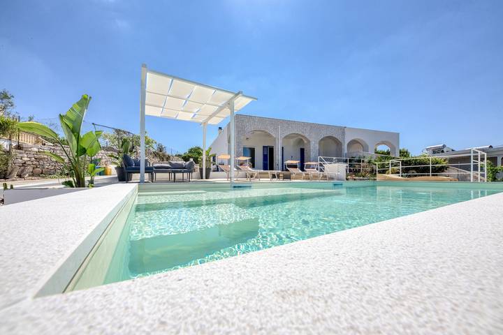 Villa per 8 persone, con Balcone e Giardino nonché Piscina per bambini