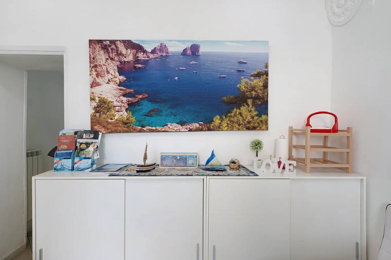 Apartamento entero, Apartamento 'Penisola 2' con terraza compartida, Wi-Fi y aire acondicionado in Vico Equense, Provincia de Nápoles