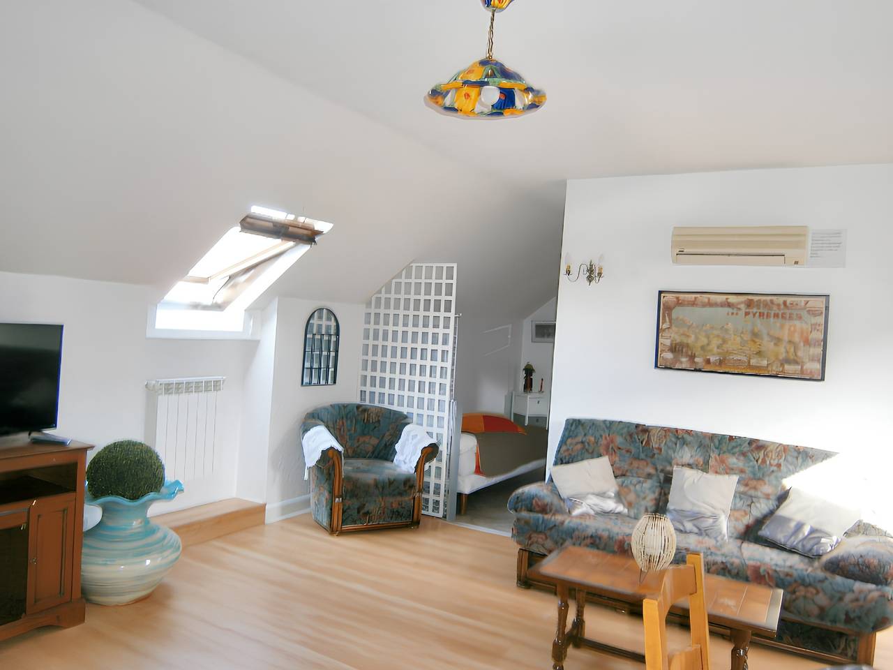 Ganze Wohnung, Modernes Apartment in Lourdes mit Jacuzzi, 54 m² in Lourdes, Hautes-Pyrénées