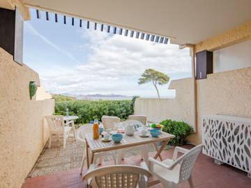 Appartement de vacances pour 4 personnes, avec terrasse et jardin dans le Var