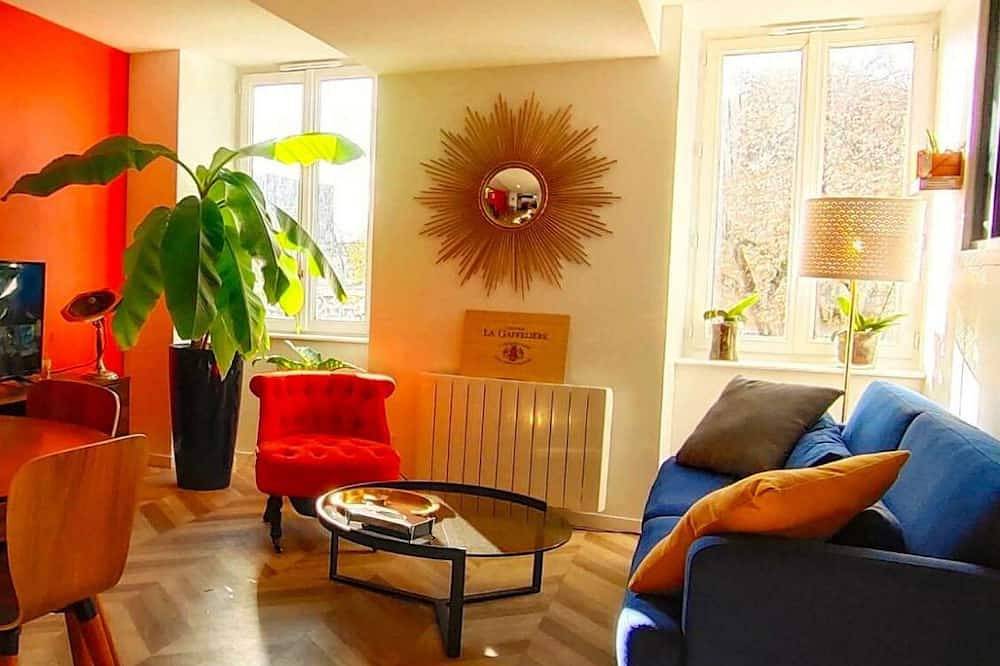 Entire apartment, Your Stopover - Magellan Cinema in Niort, Niort region