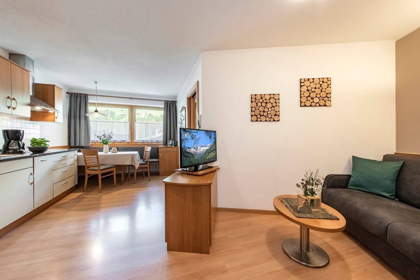 Ganze Wohnung, Ferienwohnung "Alpenchalet Niederkofler Arabella" mit Bergblick, Sauna & Garten in St. Johann im Ahrntal, Ahrntal