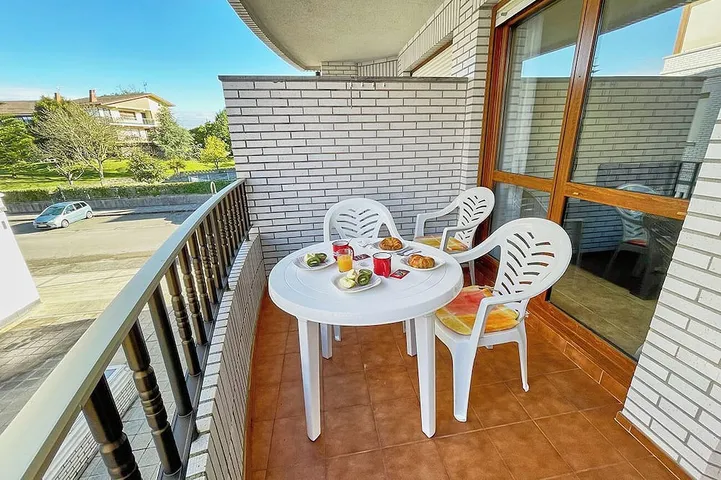 Ferienwohnung für 6 Personen, mit Terrasse und Pool, mit Haustier - 1