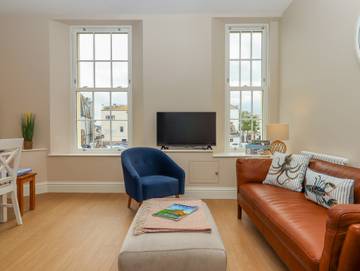 Holiday Rental for 7 People in Teignmouth, Devon, Photo 3