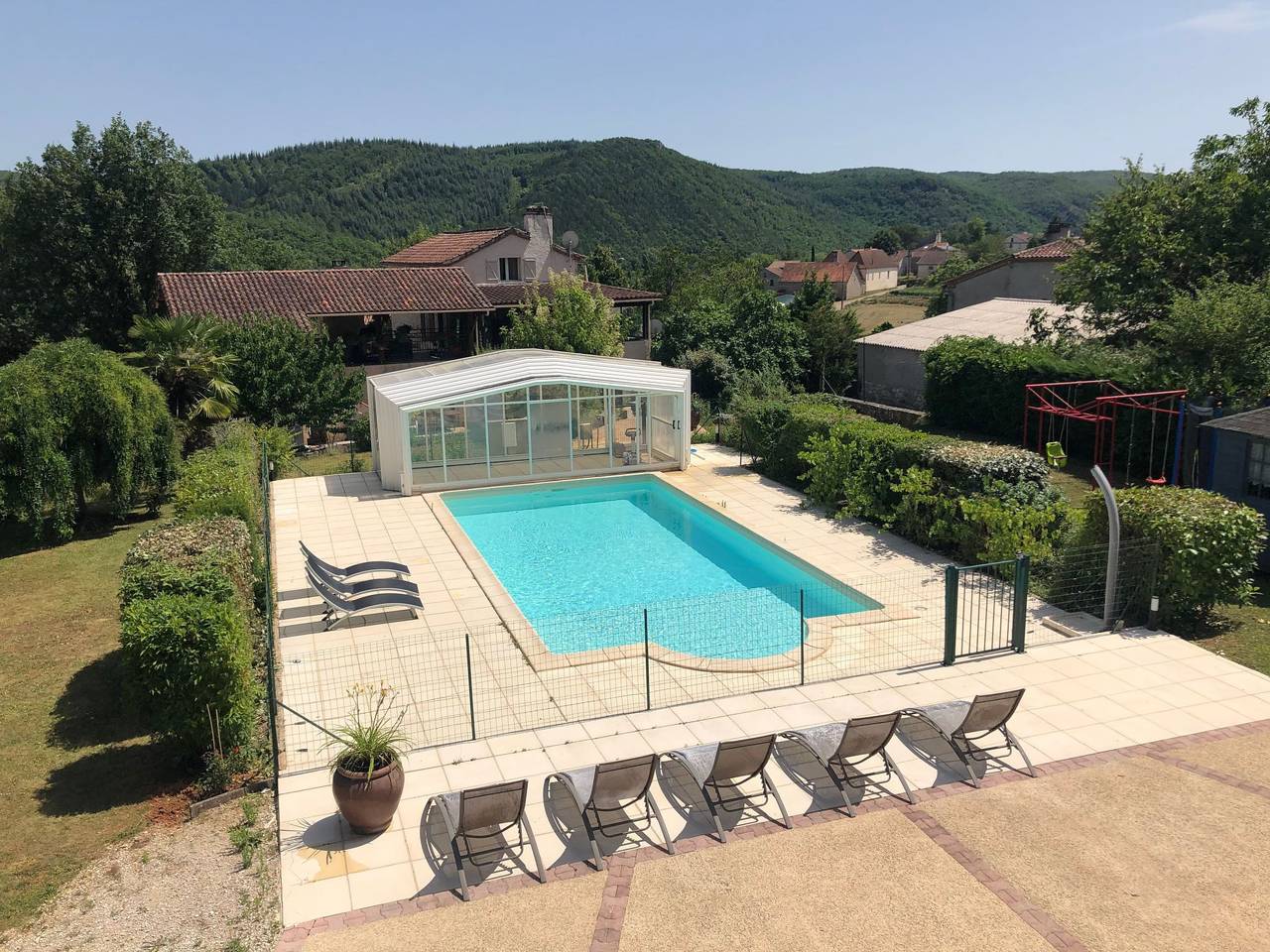 Apartamento entero, Aube-sur-la-Vallée, weitläufig mit Blick auf das Tal in Saint-Géry, Quercy