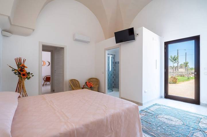 Location de vacances pour 10 personnes, avec jardin à San Cesario di Lecce - 2