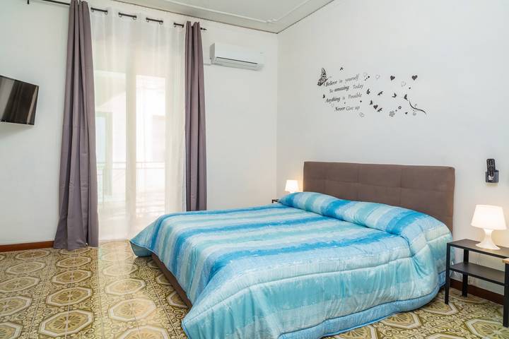Ferienwohnung für 6 Personen, mit Balkon in Catania - 2