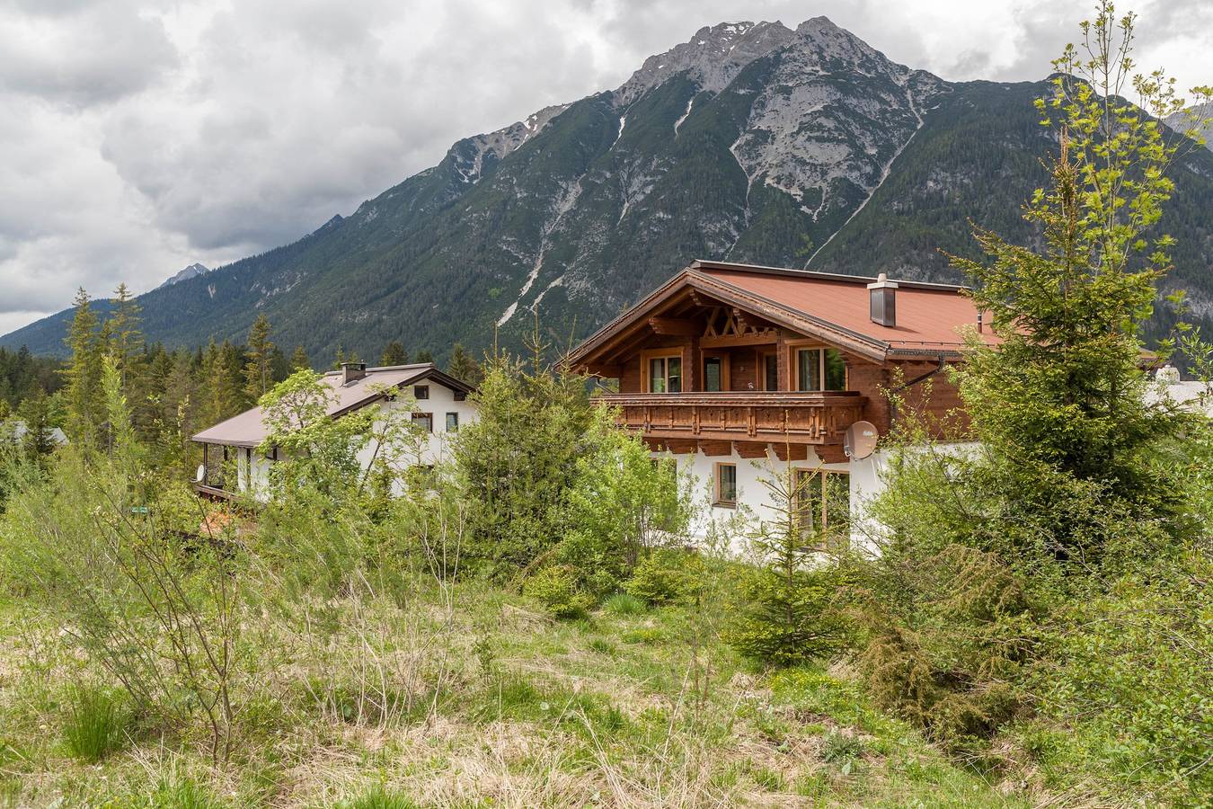 Hel lejlighed, Apartment 'Gehrenspitz' with Mountain View, Private Terrace and Wi-Fi in Weidach, Leutasch