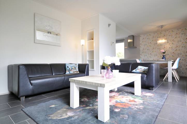 Bungalow für 6 Personen, mit Terrasse und Balkon/Terrasse in Friesland - 4