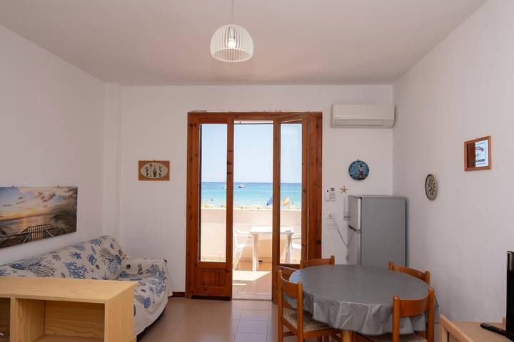Appartement entier, Appartement de vacances pour 4 personnes avec balcon/terrasse in San Vito Lo Capo, Province de Trapani