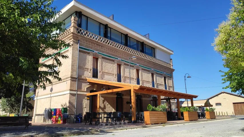 Hostel für 8 Personen, mit Garten und Ausblick - 1