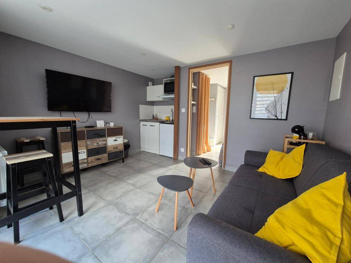 Les Gîtes d'Herquetot -"Le Studio" in Vasteville, La Hague