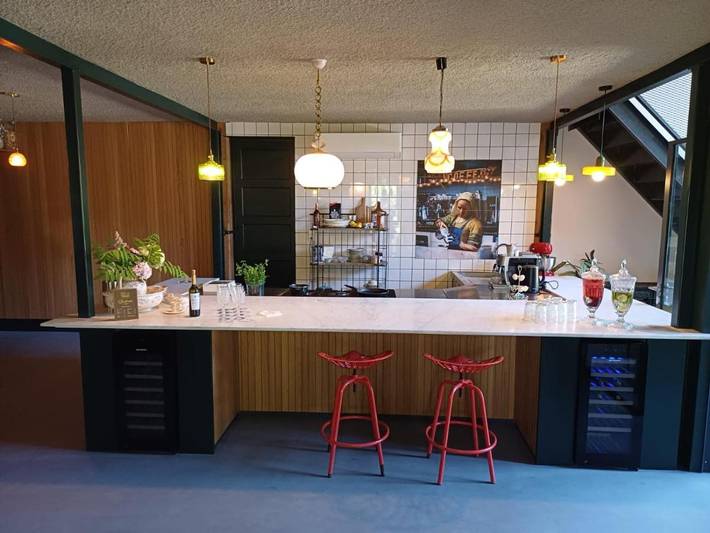 Location de vacances pour 2 personnes, avec terrasse ainsi que vue et jardin dans Lekkerkerk - 2