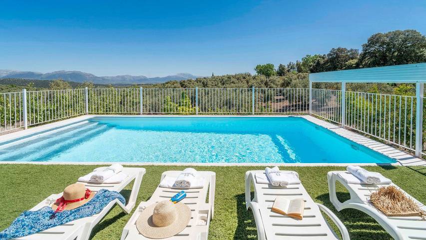 Chalet para 12 personas, con piscina y balcón/terraza - 1
