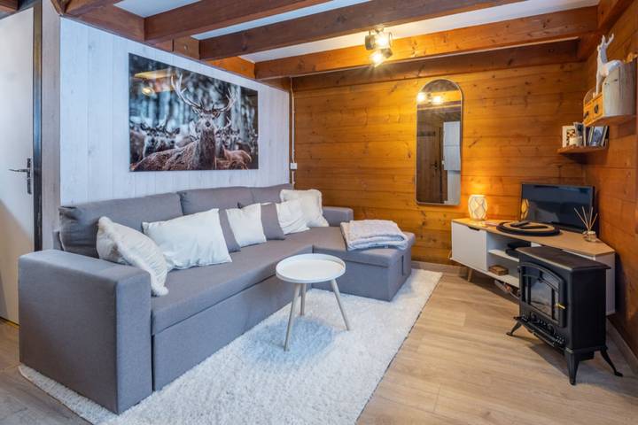 Chalet pour 4 personnes, avec jardin, adapté aux familles à Chamonix-Mont-Blanc - 3