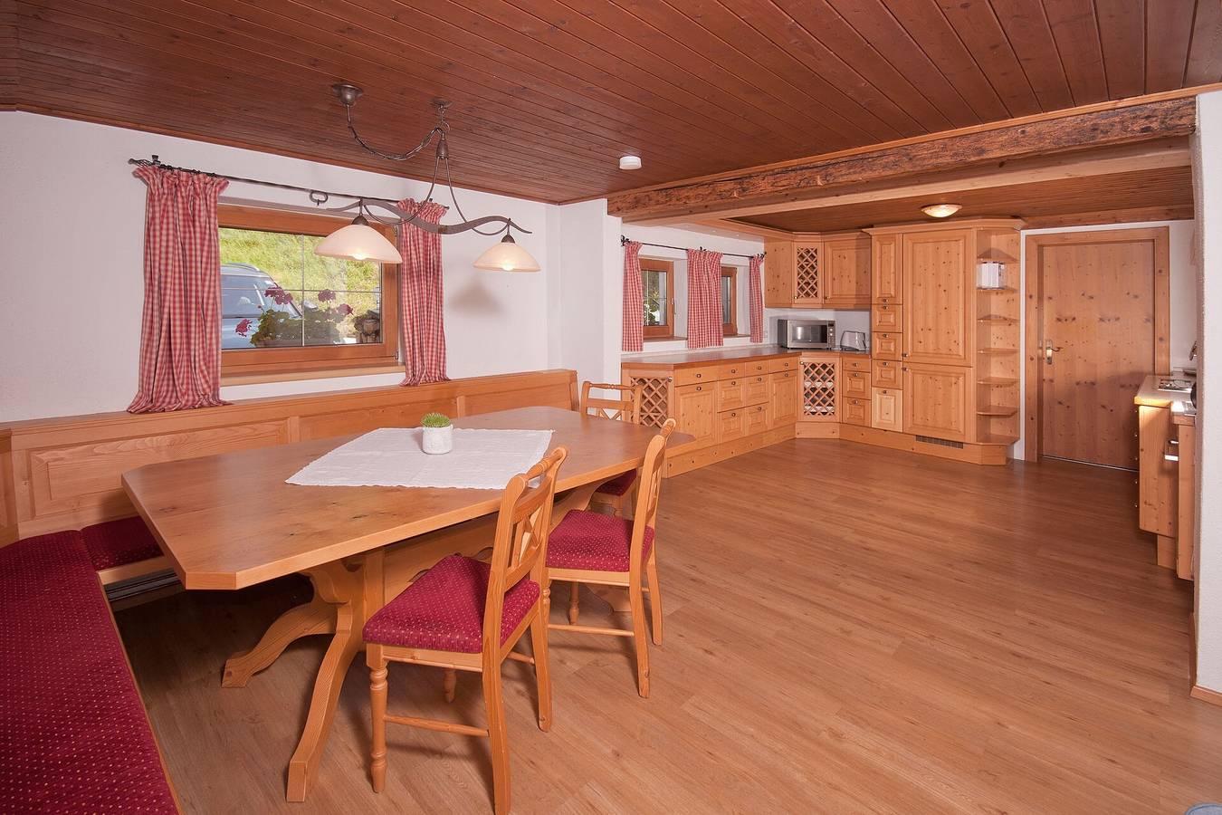 Ferienwohnung 'Appartement Wöscherhof' mit Bergblick, Gemeinschaftsgarten und Wlan in Stummerberg, Ski-Optimal Hochzillertal