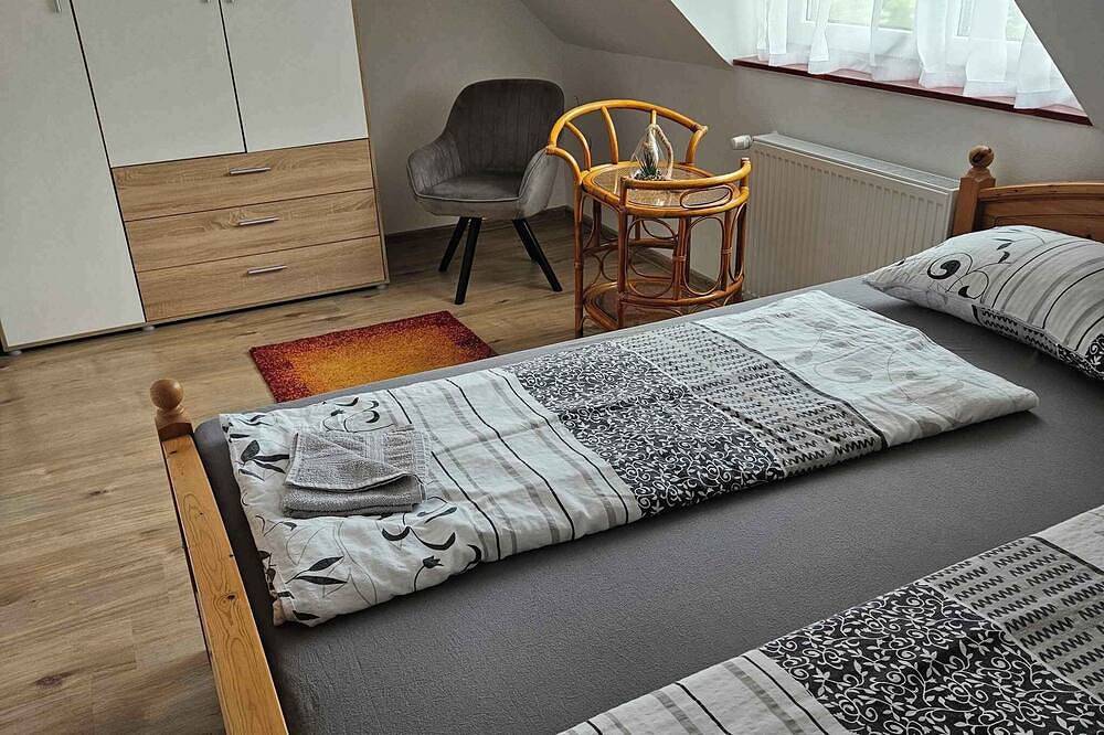 Entire apartment, Holiday apartment completely renovated with air conditioning in Balatonakali, Balatonfüredi járás