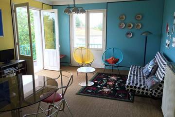 Gîte pour 5 personnes, avec balcon dans Plage du Chay