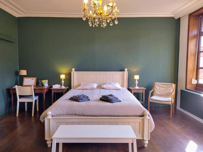 Location de vacances pour 2 personnes, avec jardin et vue, animaux acceptés à Sains-du-Nord - 3