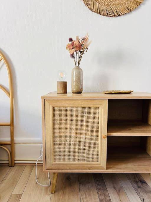 Appartement entier, One-Bedroom Apartment in Luxeuil-les-Bains, Haute-Saône