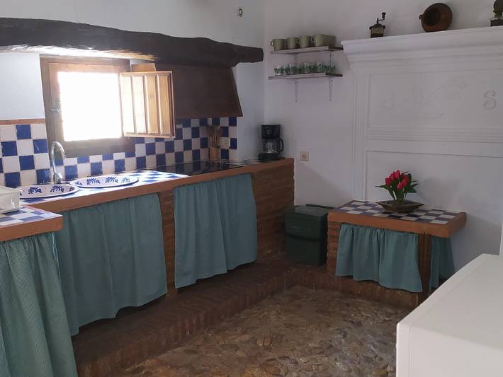 Casa de vacaciones para 8 personas con jardín in Fuentes de Cesna, Algarinejo
