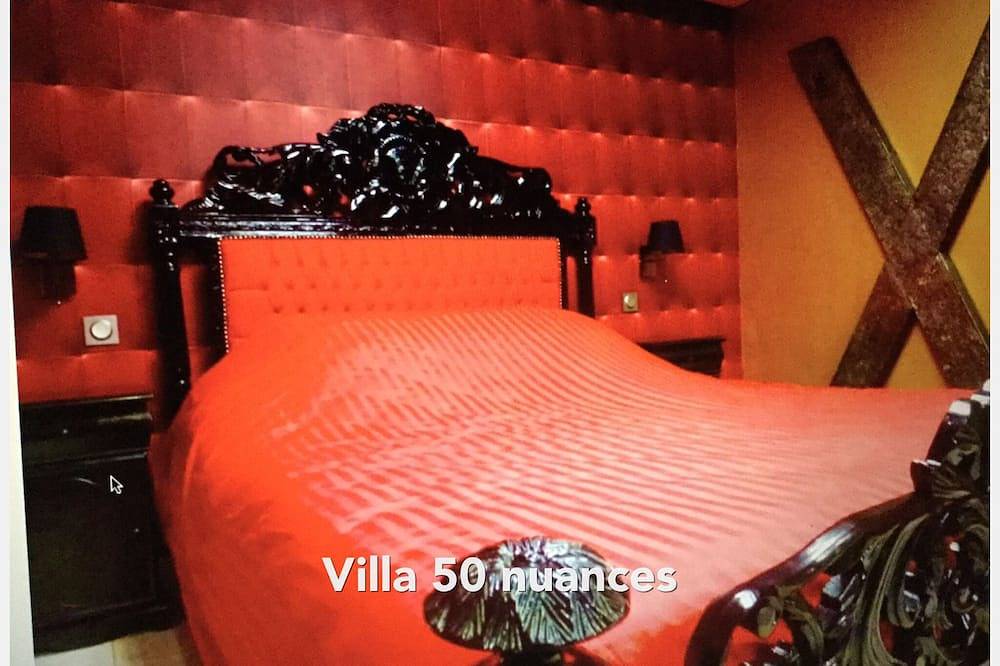 Appartement entier, Villa Luxe Village Naturiste Cap D'Agde A La Plage in Cap d'Agde, Agde