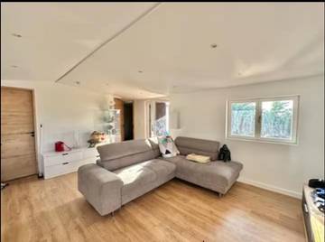Gîte pour 2 personnes, avec piscine et jardin dans Circuit Paul-Ricard
