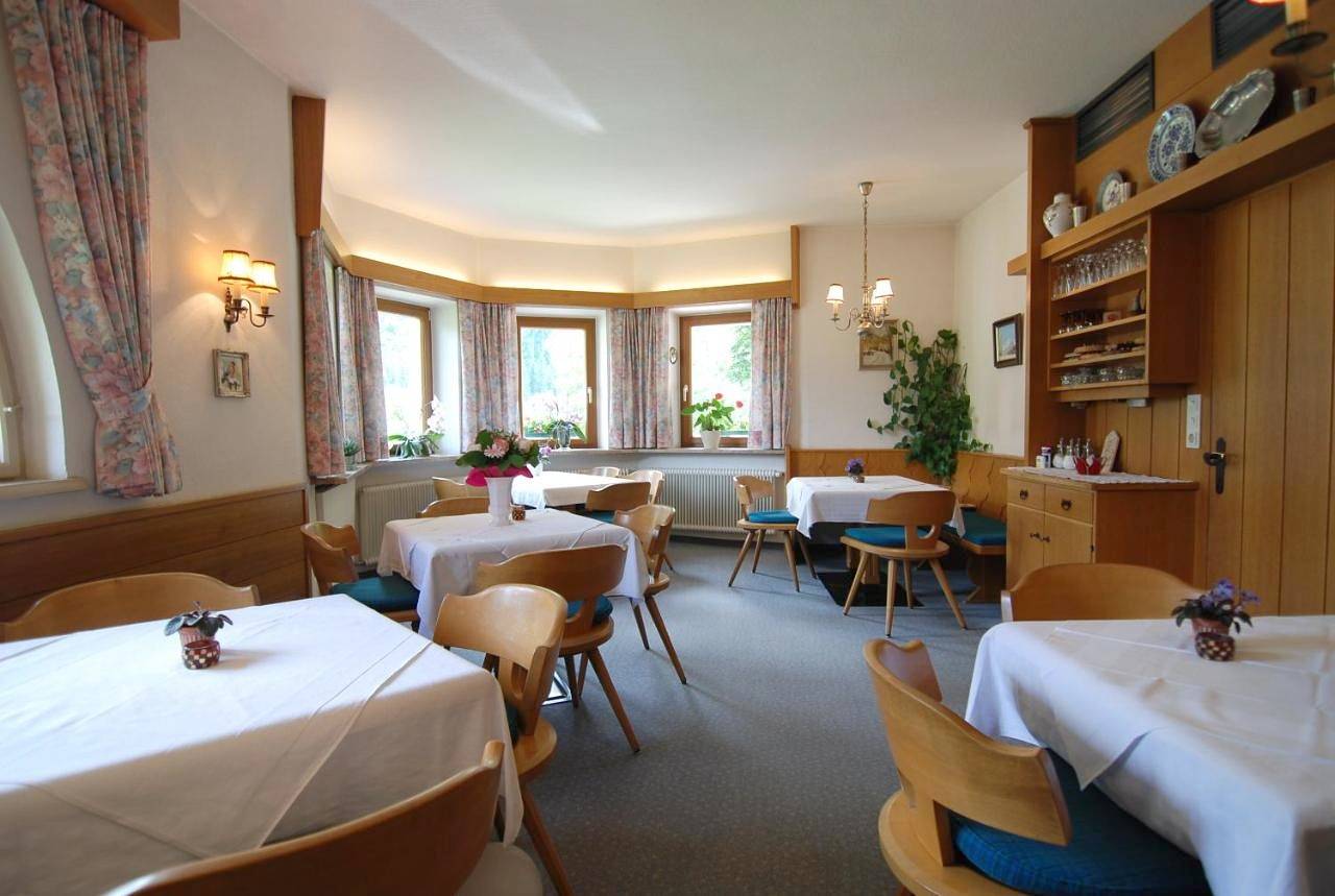 Geheel appartement, Ferienwohnung Pension Tirol in Lechtal Alps, Bichlbach